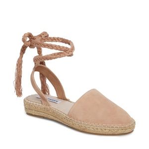 STEVE MADDEN
Mesa Wraparound Espadrille